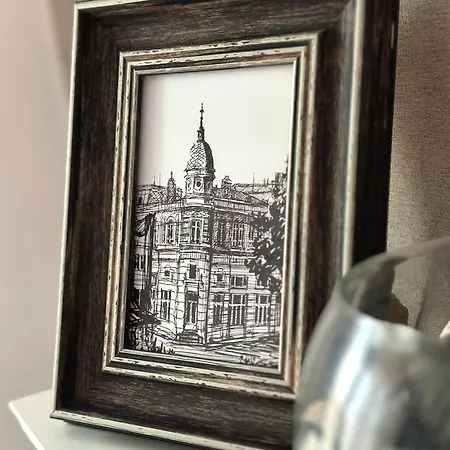 Central Sofia Condo 公寓